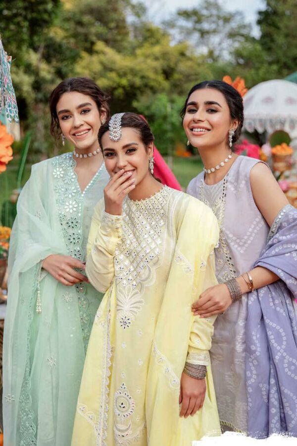 pakistani suits 6 600x899 1 1